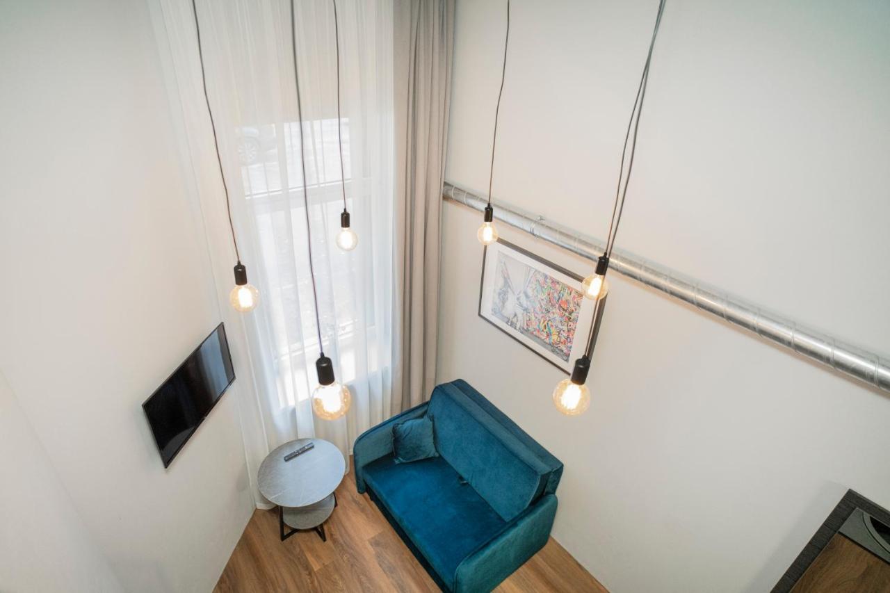 Teeny Tiny Lofts In Center Kaunas Esterno foto