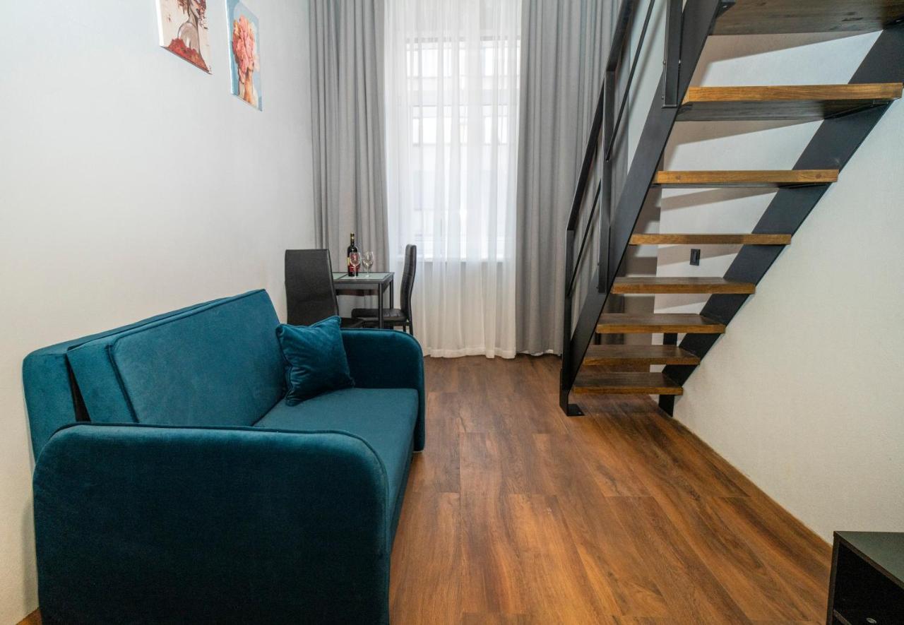 Teeny Tiny Lofts In Center Kaunas Esterno foto